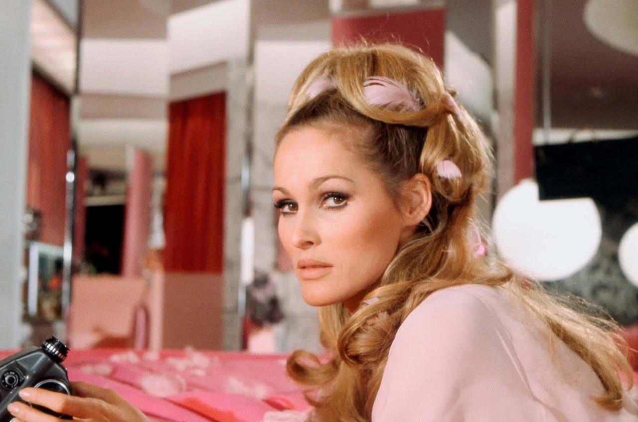 Ursula Andress